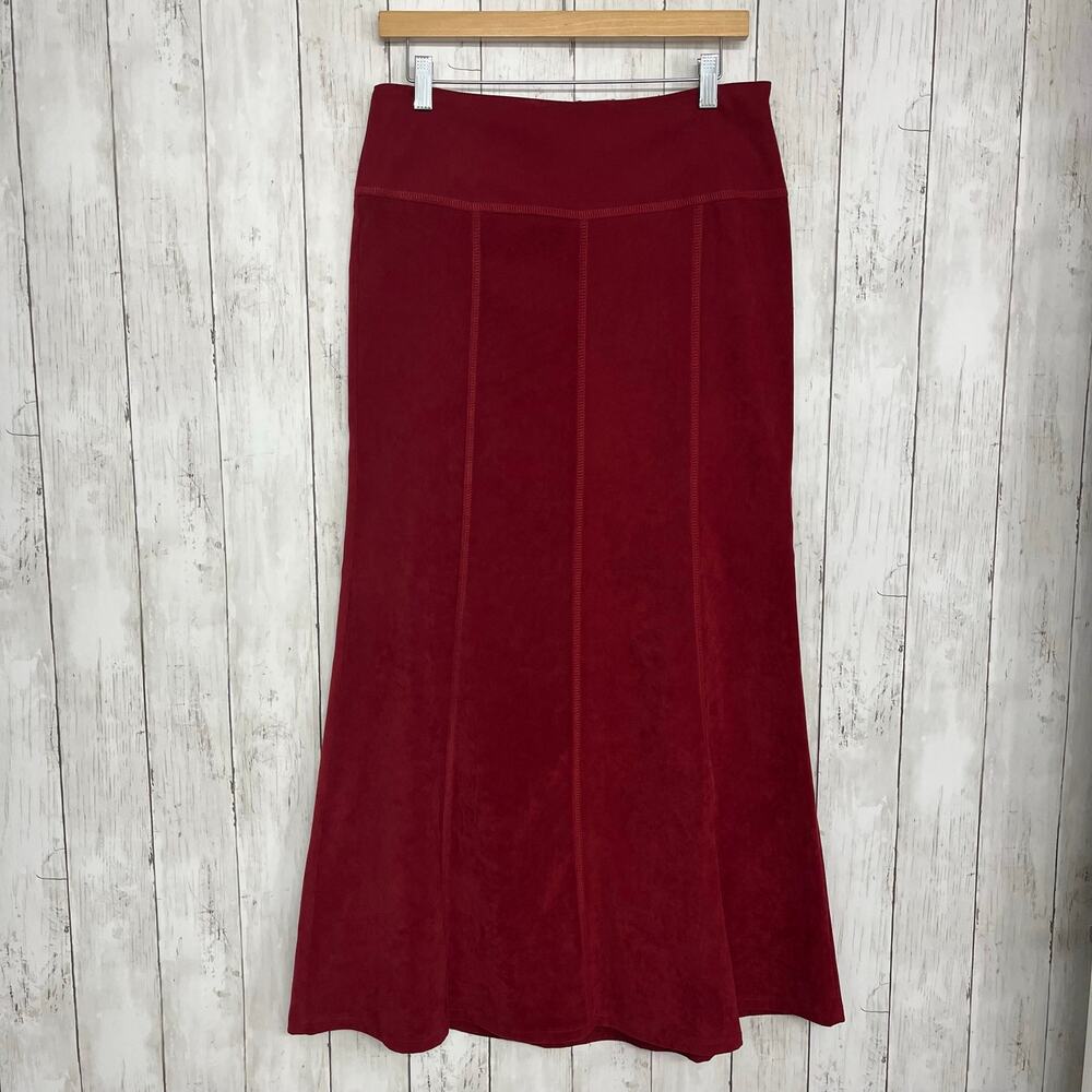 Le Chateau Red Velour Midi Skirt Size 7 Paneled Flared Retro Chic Work Career